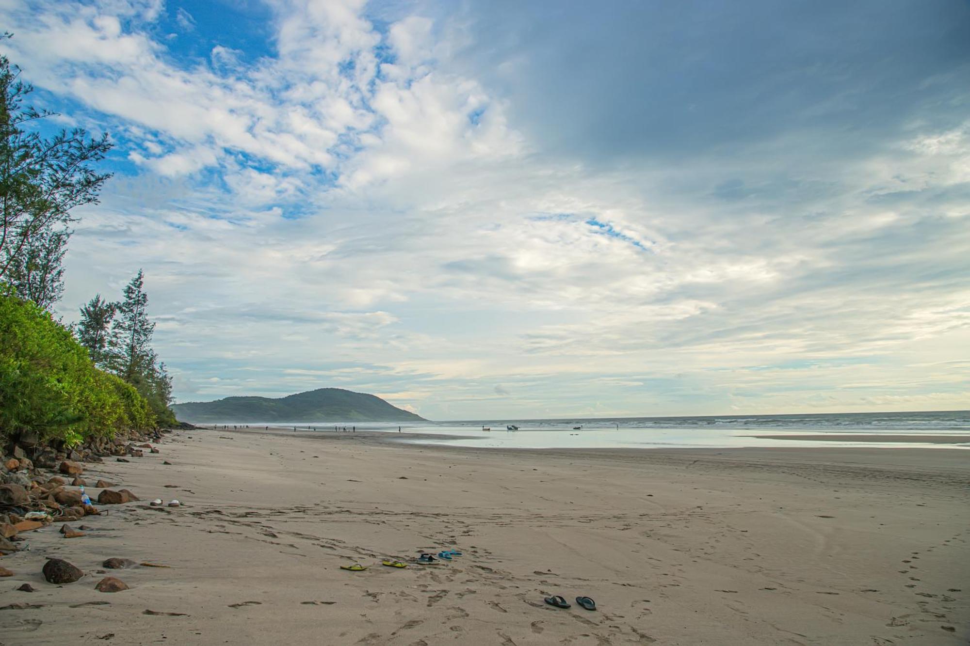 White Sand Beach Resort Kondivali Экстерьер фото