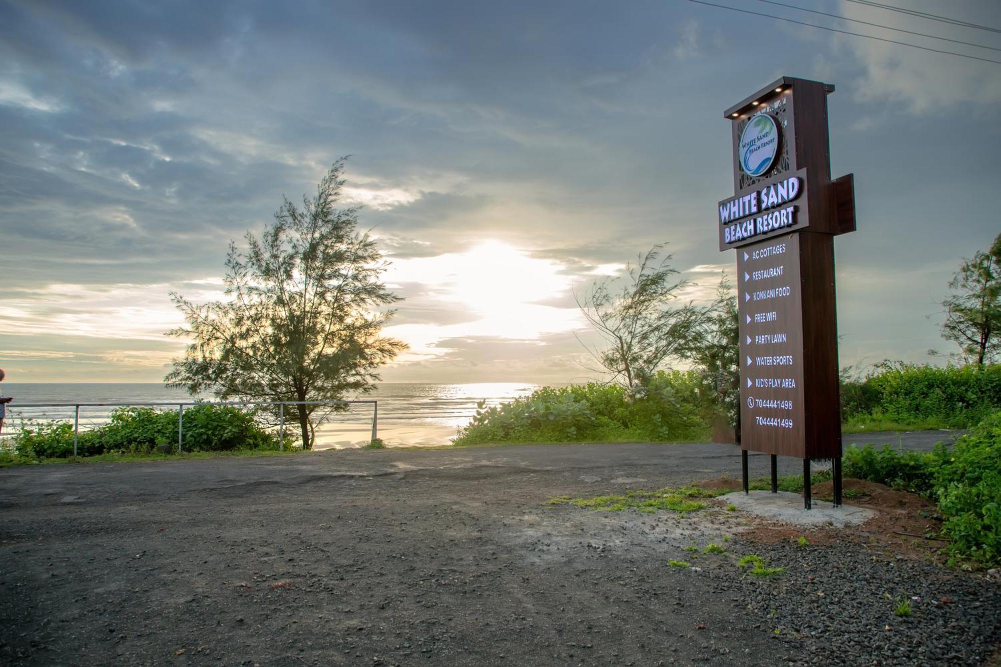 White Sand Beach Resort Kondivali Экстерьер фото