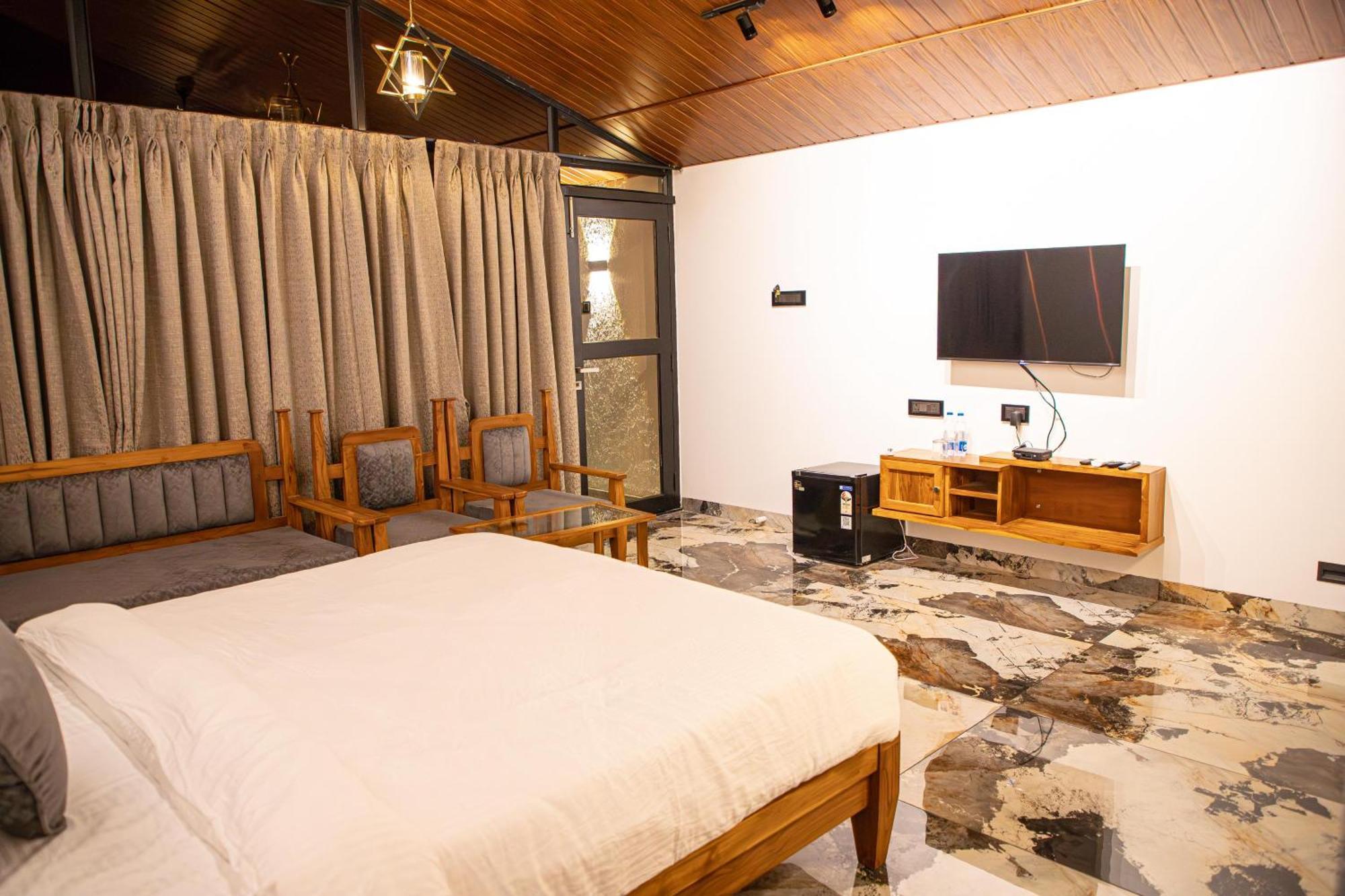 White Sand Beach Resort Kondivali Экстерьер фото